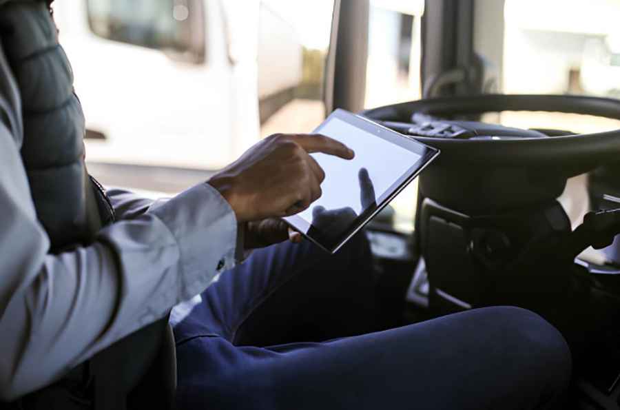 Why a Logbook Is Needed for Drivers and How to Fill It