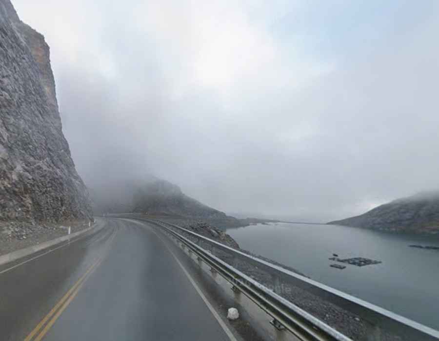 20A road to Laguna La Viuda and Laguna Chuchon