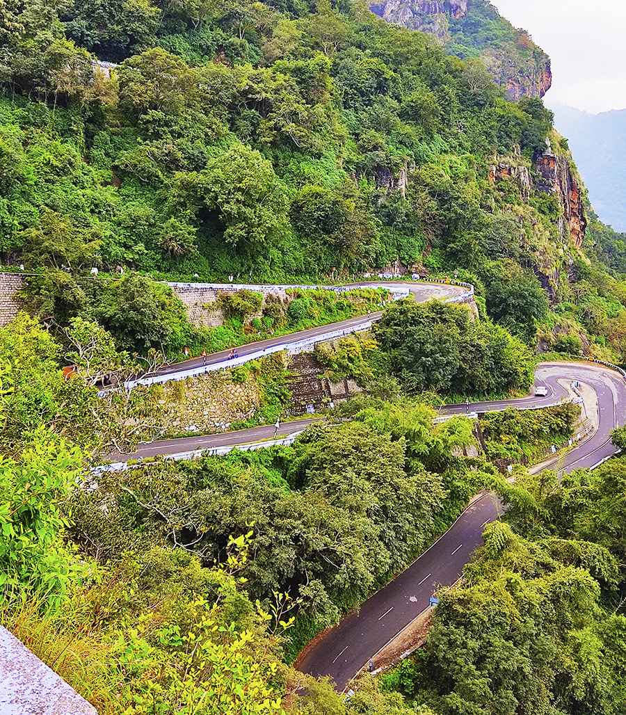 Valparai to Pollachi road