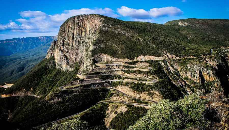 Serra da Leba Pass