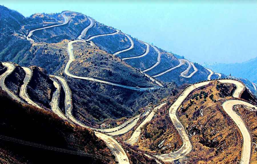 Three Level Zigzag road